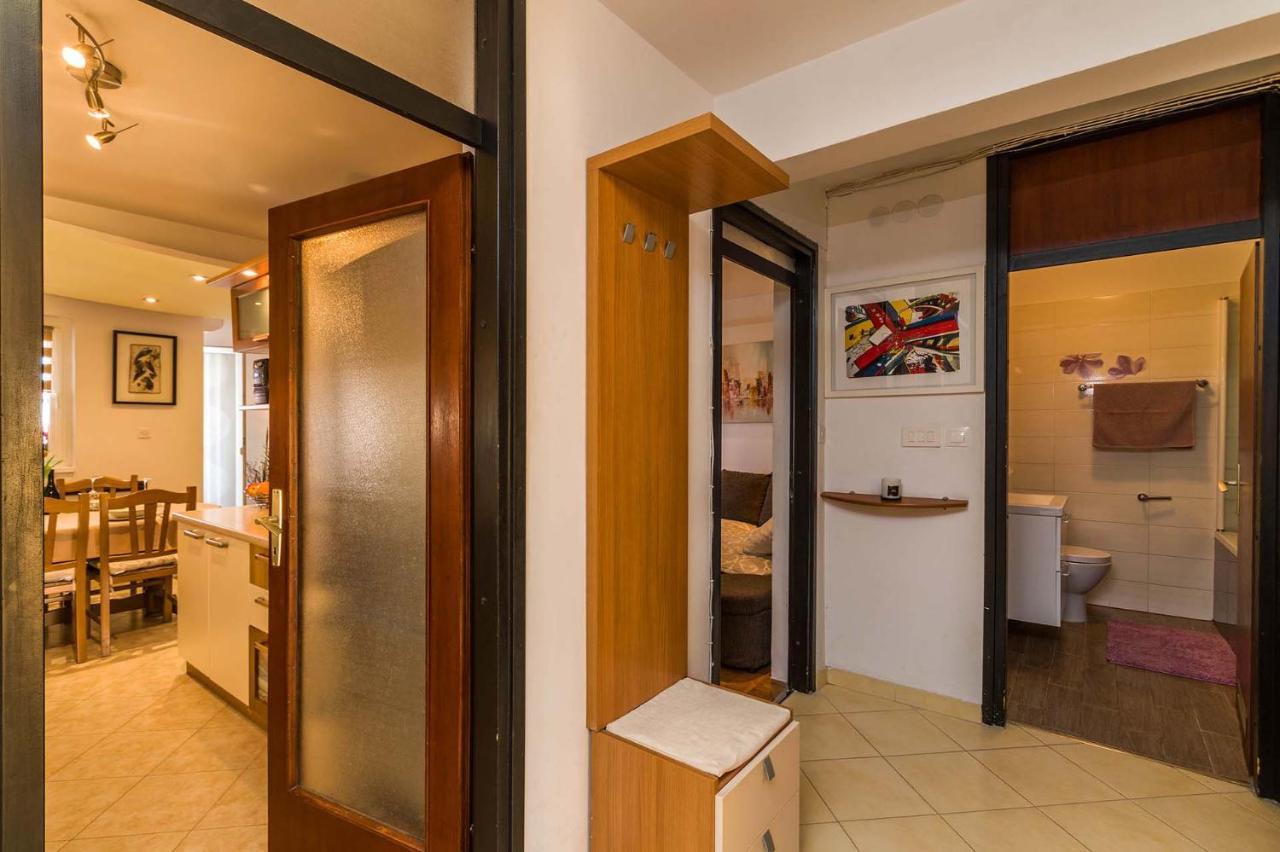 Apartment Many Pula Bagian luar foto